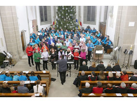 Weihnachtskonzert der Stadt Naumburg in der Stadtpfarrkirche St. Crescentius (© Karl-Franz Thiede)